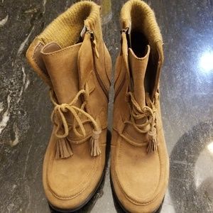 Franco Sarto Size 8.5 Westerly